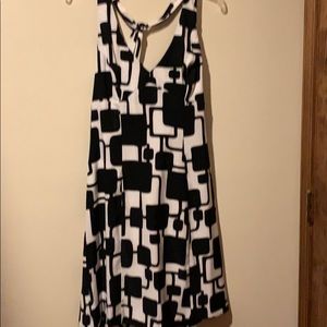 Kim Rogers Signature black and white dress